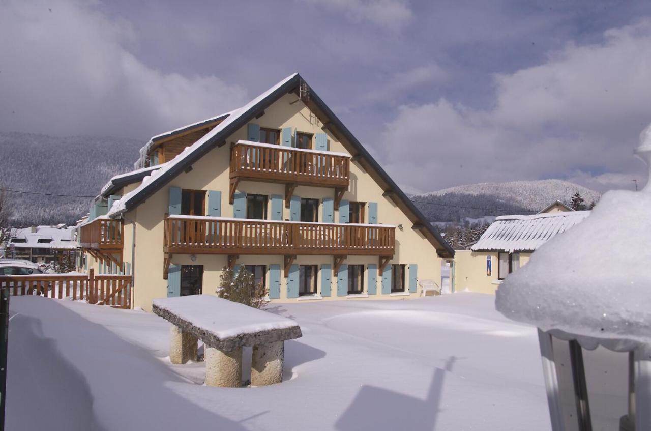 Hôtel Restaurant Les Tilleuls Autrans-Meaudre-en-Vercors Exterior foto
